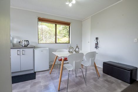 Photo of property in 7 Bushland Grove, Paparangi, Wellington, 6037