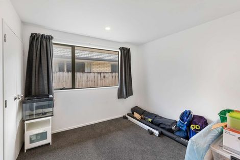 Photo of property in 18 Chic Gardens, Parakai, 0830