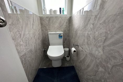 Photo of property in 2/17 Trimdon Street, Randwick Park, Auckland, 2105