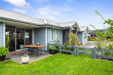 Photo of property in 188 Lisland Drive, Kinloch, Taupo, 3377