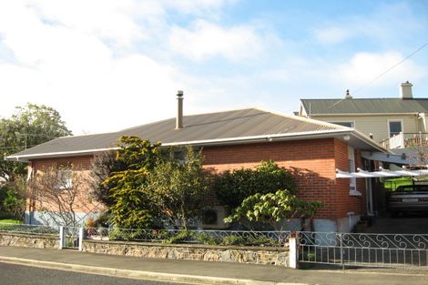 Photo of property in 31 Springhill Road, Mornington, Dunedin, 9011