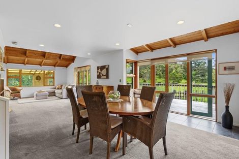 Photo of property in 136 Muriwai Road, Waimauku, 0881