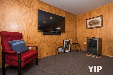 Photo of property in 9 York Avenue, Manor Park, Lower Hutt, 5019
