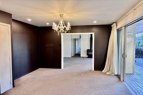 Photo of property in 784 Hawkins Road, Marshland, Christchurch, 8051
