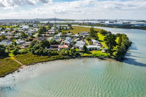 Photo of property in 7 Riverina Avenue, Pakuranga, Auckland, 2010
