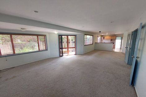 Photo of property in 32 Birdwood Avenue, Moturoa, New Plymouth, 4310