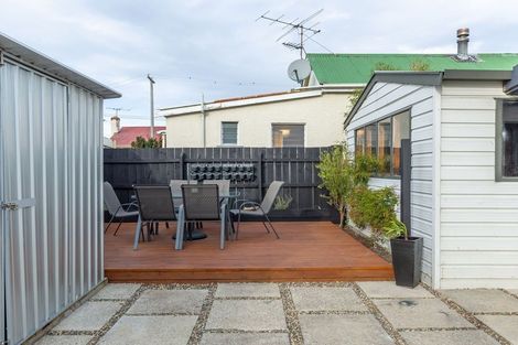 Photo of property in 35 Wesley Street, South Dunedin, Dunedin, 9012