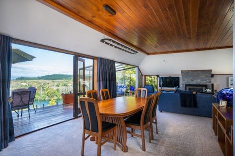 Photo of property in 39 Wakeman Road, Acacia Bay, Taupo, 3330