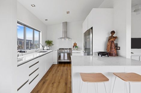 Photo of property in 33b Links Avenue, Mount Maunganui, 3116