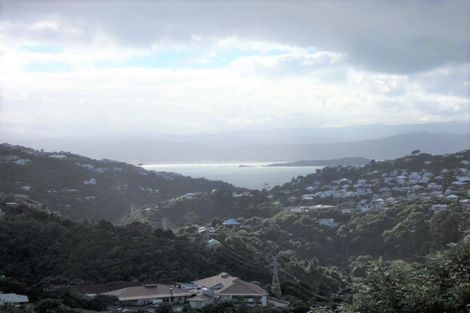 Photo of property in 1/10 Downing Street, Crofton Downs, Wellington, 6035