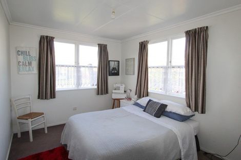 Photo of property in 70 Sedcole Street, Pahiatua, 4910