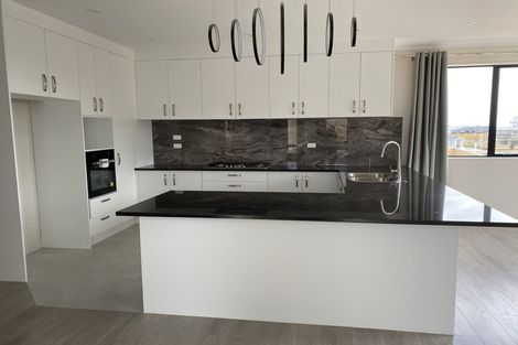 Photo of property in 12 Te Aramanu Crescent, Papakura, 2110