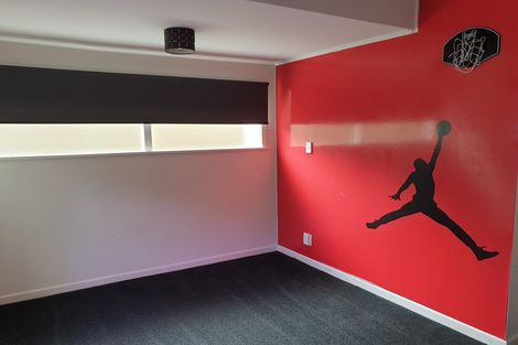 Photo of property in 86 Lancaster Road, Beach Haven, Auckland, 0626