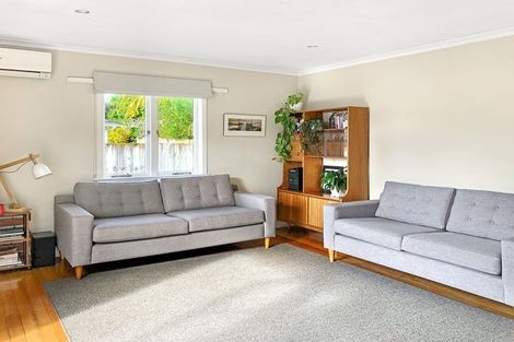 Photo of property in 1/87 Salisbury Road, Birkdale, Auckland, 0626