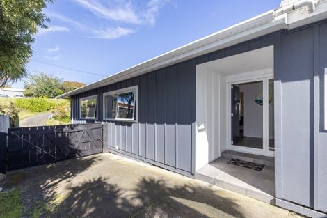 Photo of property in 12 Tui Road, Raumati Beach, Paraparaumu, 5032