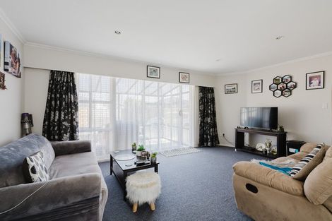 Photo of property in 44 Garden Heights Avenue, Glenview, Hamilton, 3206