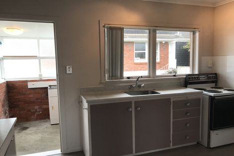 Photo of property in 1/23 Dallinghoe Crescent, Milford, Auckland, 0620