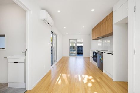 Photo of property in 2/38 Cape Road, Mangere, Auckland, 2022