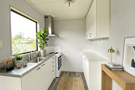 Photo of property in 2/16 Seabrook Avenue, New Lynn, Auckland, 0600