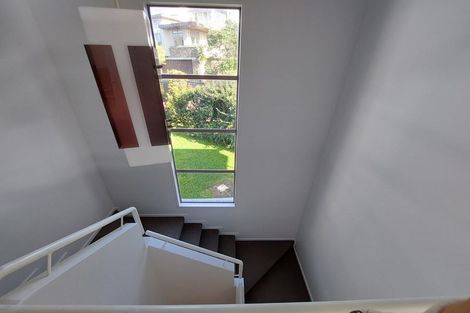 Photo of property in 73 Cliff Road, Torbay, Auckland, 0630