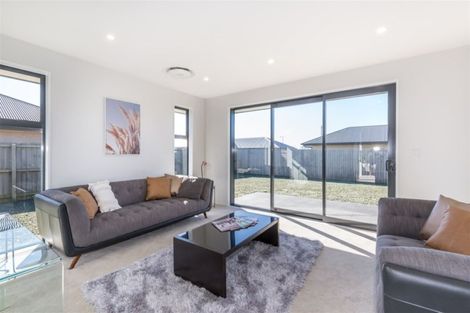 Photo of property in 19 Bradbury Avenue, Rolleston, 7614