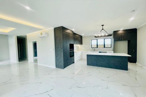 Photo of property in 26 Gertrude Cole Road, Clarks Beach, 2122