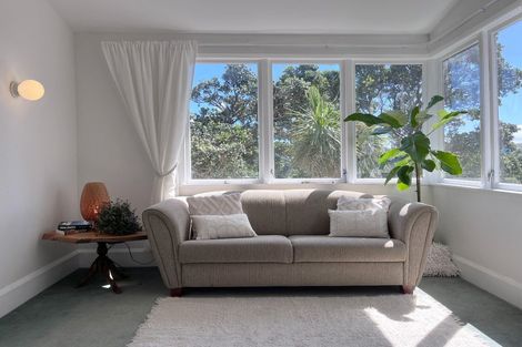 Photo of property in 25 Disley Street, Highbury, Wellington, 6012