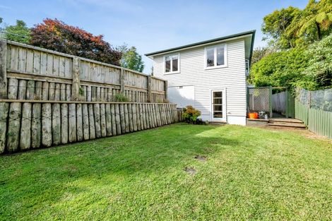 Photo of property in 10 Tasman Street, Vogeltown, New Plymouth, 4310