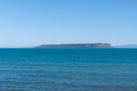 Photo of property in 85 Moana Road, Plimmerton, Porirua, 5026