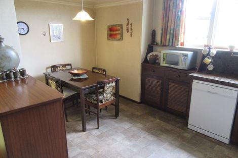 Photo of property in 33 Rhodes Street, Waimate, 7924