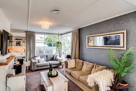 Photo of property in 143 Nuffield Avenue, Marewa, Napier, 4110