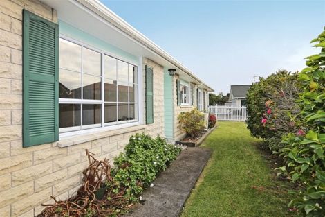 Photo of property in 4/21 Havelock Road, Havelock North, 4130