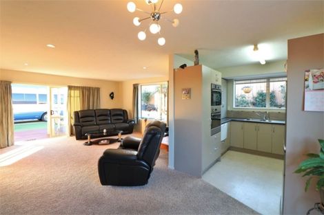 Photo of property in 21 Ellesmere Place, Oceanview, Timaru, 7910