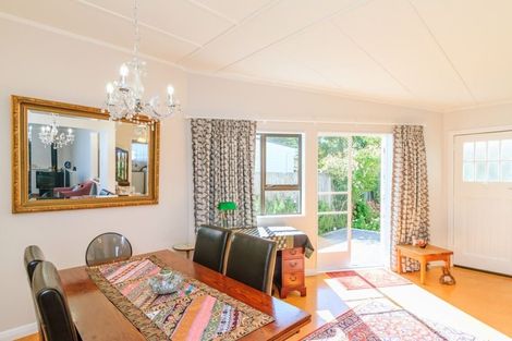 Photo of property in 115 Muritai Road, Eastbourne, Lower Hutt, 5013