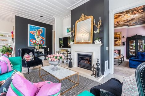 Photo of property in 290 Jervois Road, Herne Bay, Auckland, 1011