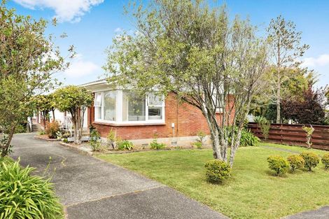 Photo of property in 1/38 Knightsbridge Drive, Forrest Hill, Auckland, 0620