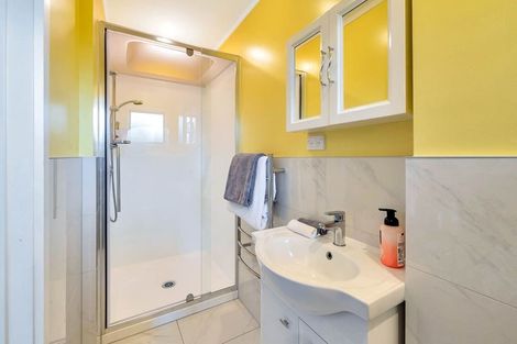 Photo of property in 40 Redwing Street, Browns Bay, Auckland, 0630