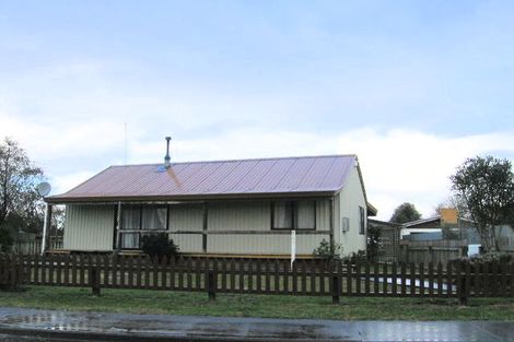 Photo of property in 1 Kingsley Place, Flaxmere, Hastings, 4120