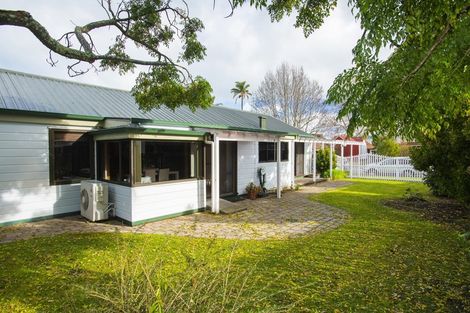 Photo of property in 21 Stout Street, Whataupoko, Gisborne, 4010