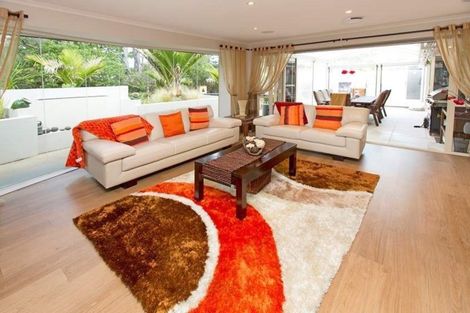 Photo of property in 36 Kittiwake Drive, Schnapper Rock, Auckland, 0632