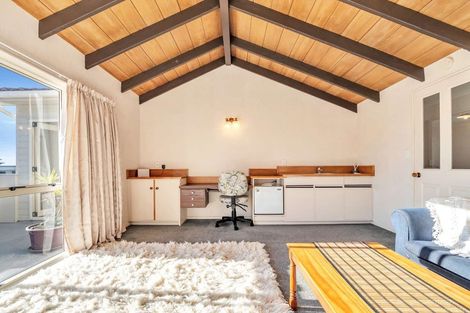 Photo of property in 1/186 Marine Parade, Mount Maunganui, 3116