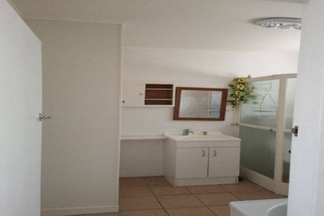 Photo of property in 81a Carrington Avenue, Silverdale, Hamilton, 3216