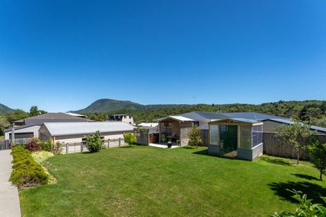 Photo of property in 118 Milton Terrace, Picton, 7220