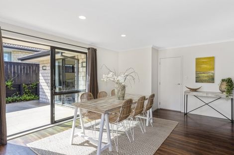 Photo of property in 15 Redhaven Place, Bethlehem, Tauranga, 3110