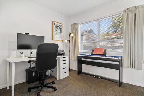 Photo of property in 2/193 Lake Road, Belmont, Auckland, 0622