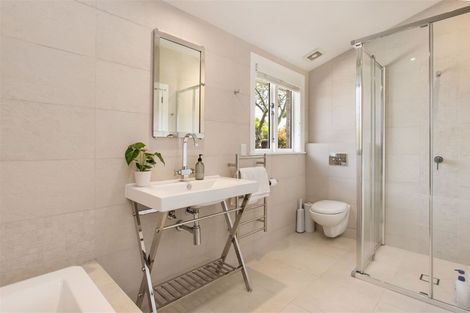 Photo of property in 40 Weka Street, Fendalton, Christchurch, 8041