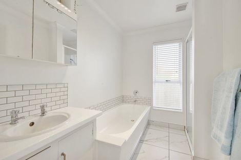 Photo of property in 80 Lowry Avenue, Redwood, Christchurch, 8051