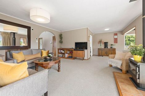 Photo of property in 30 Penfold Place, Henderson, Auckland, 0610