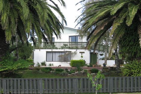 Photo of property in 19 Universal Drive, Henderson, Auckland, 0610