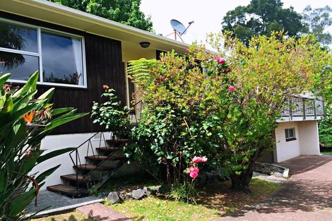 Photo of property in 149 Beach Haven Road, Beach Haven, Auckland, 0626